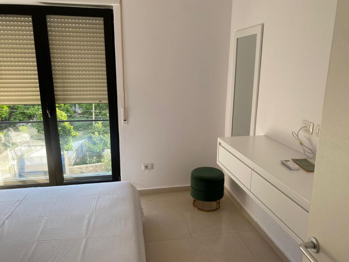 Apartment Artemis Himare Luaran gambar