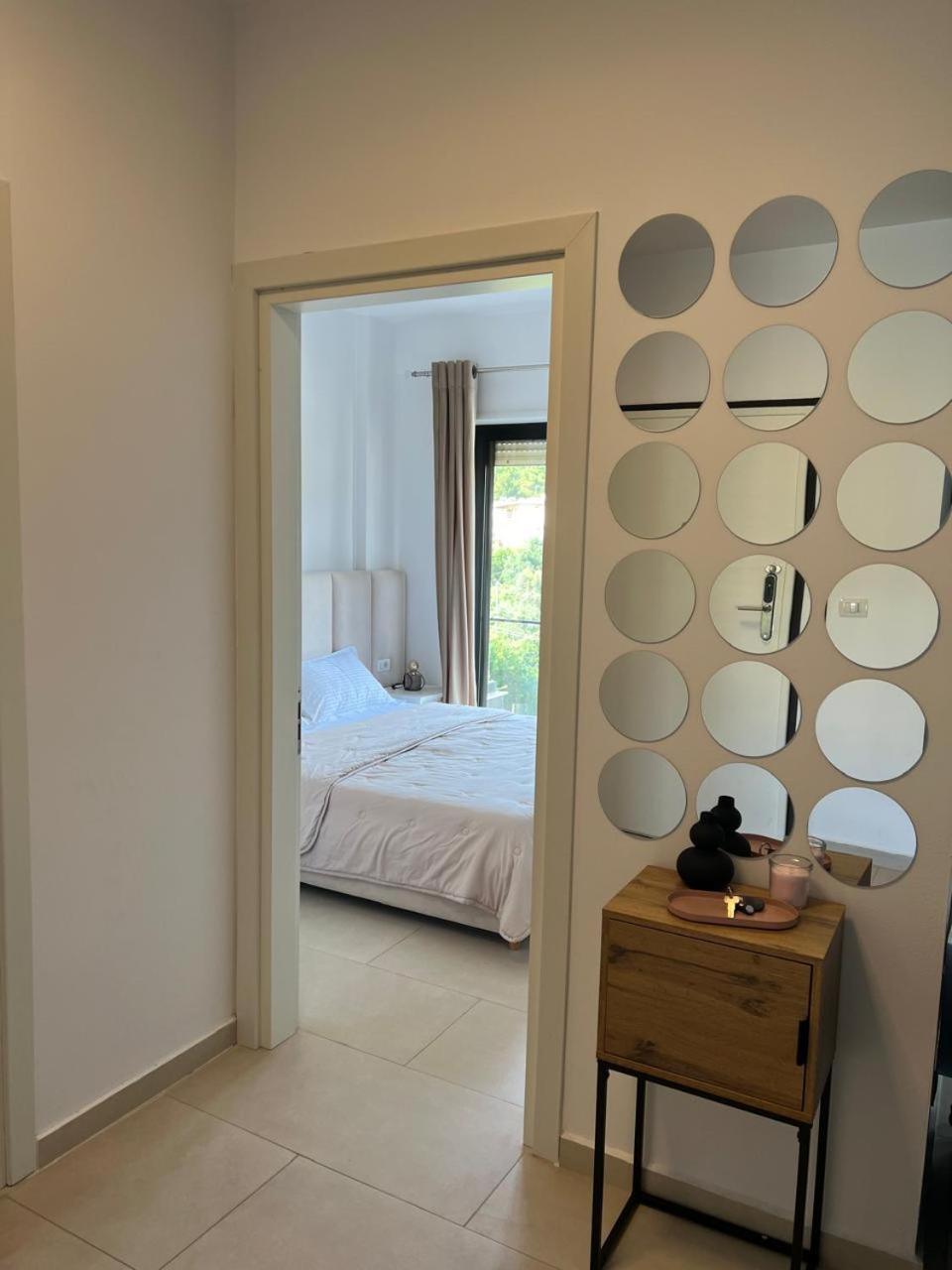 Apartment Artemis Himare Luaran gambar