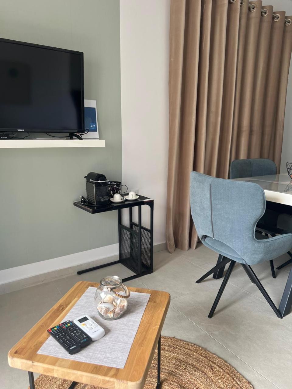 Apartment Artemis Himare Luaran gambar