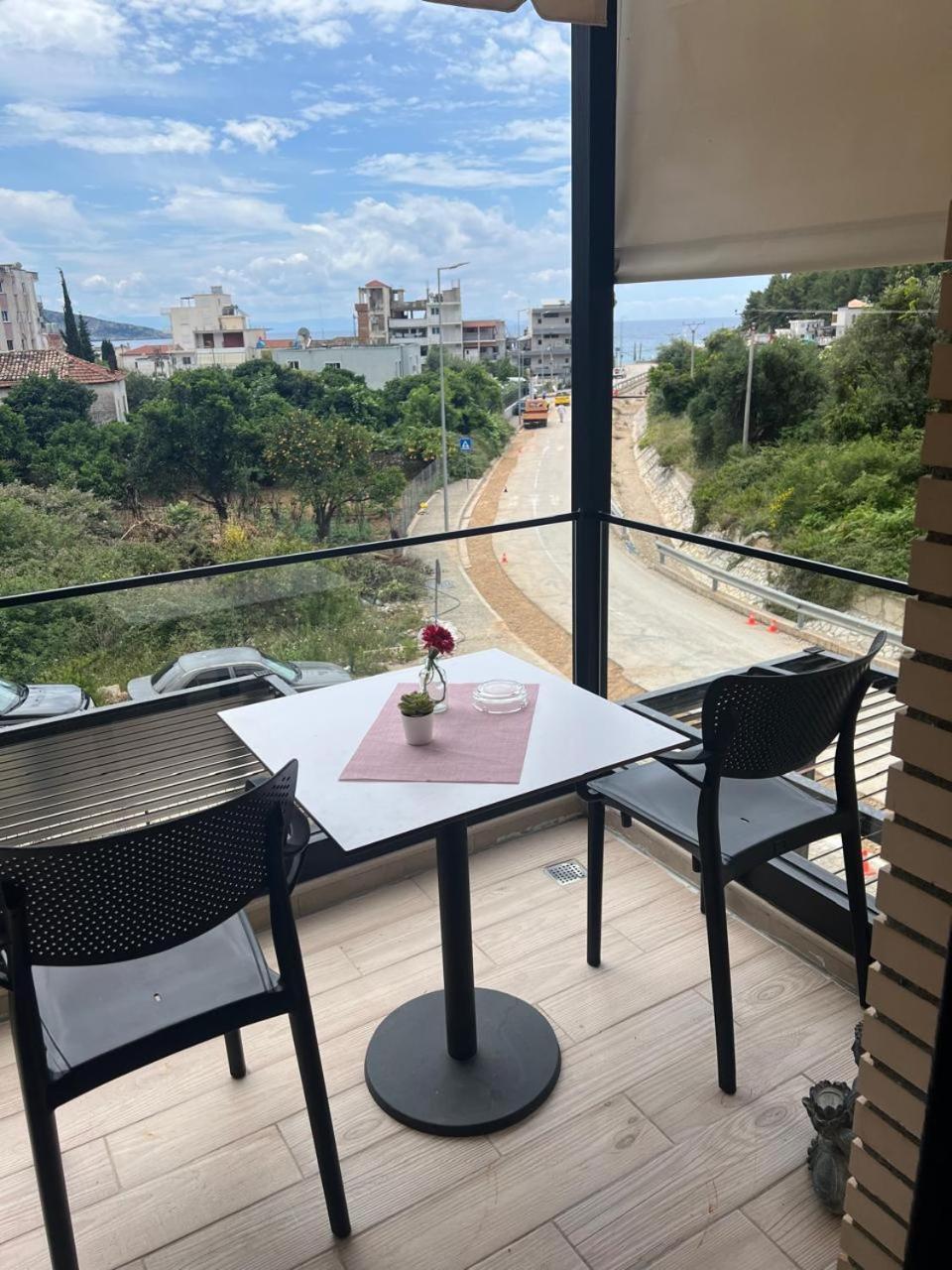 Apartment Artemis Himare Luaran gambar