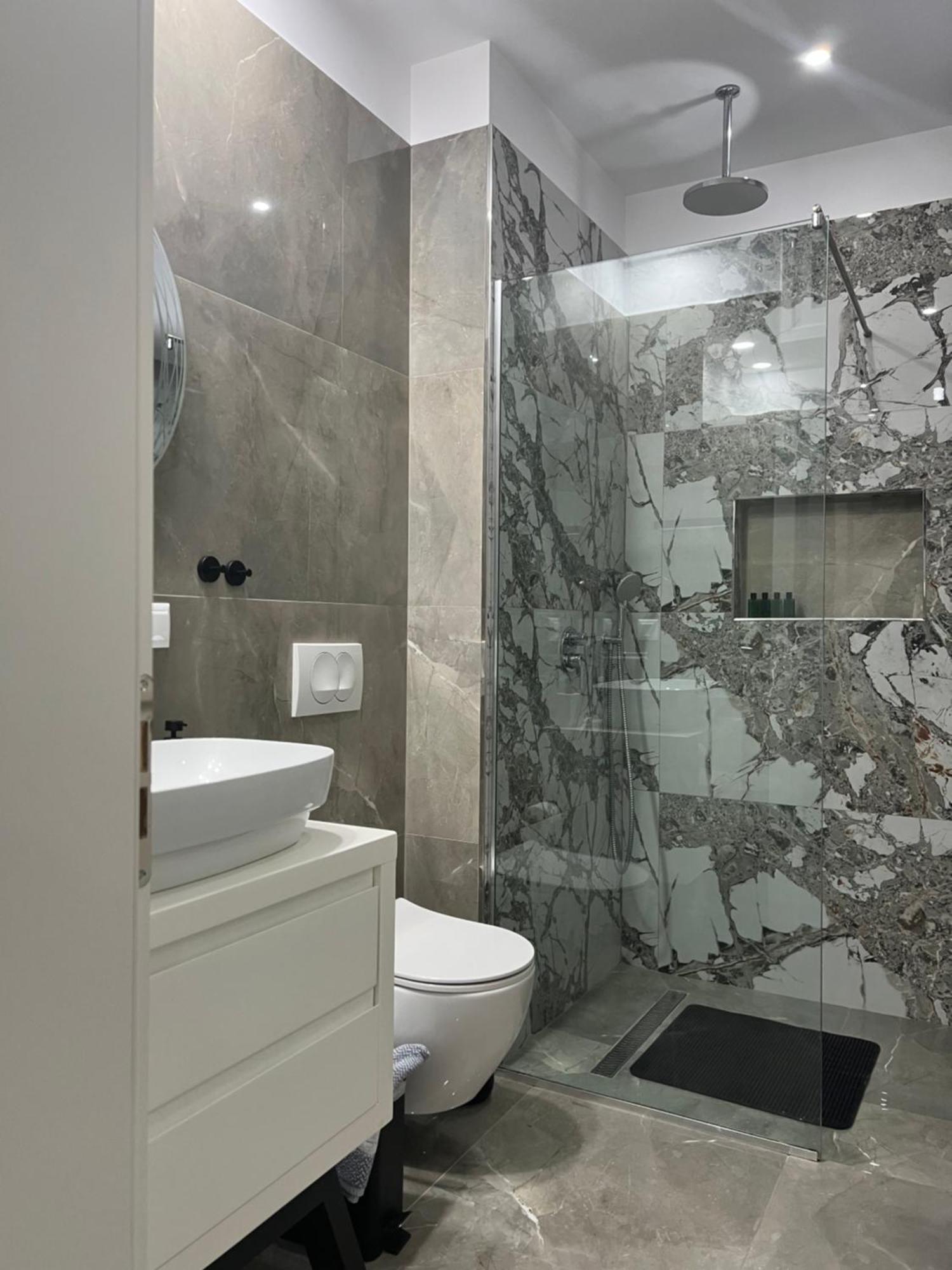 Apartment Artemis Himare Luaran gambar