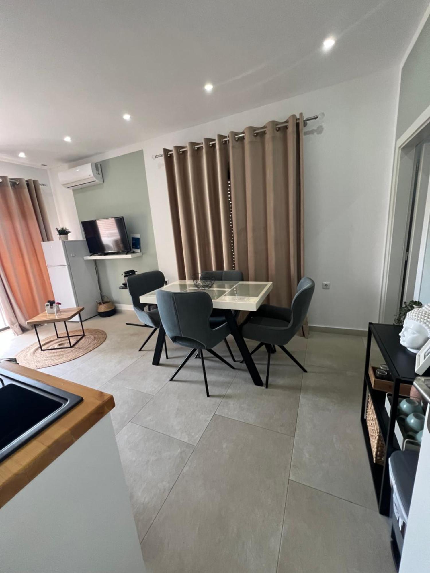Apartment Artemis Himare Luaran gambar
