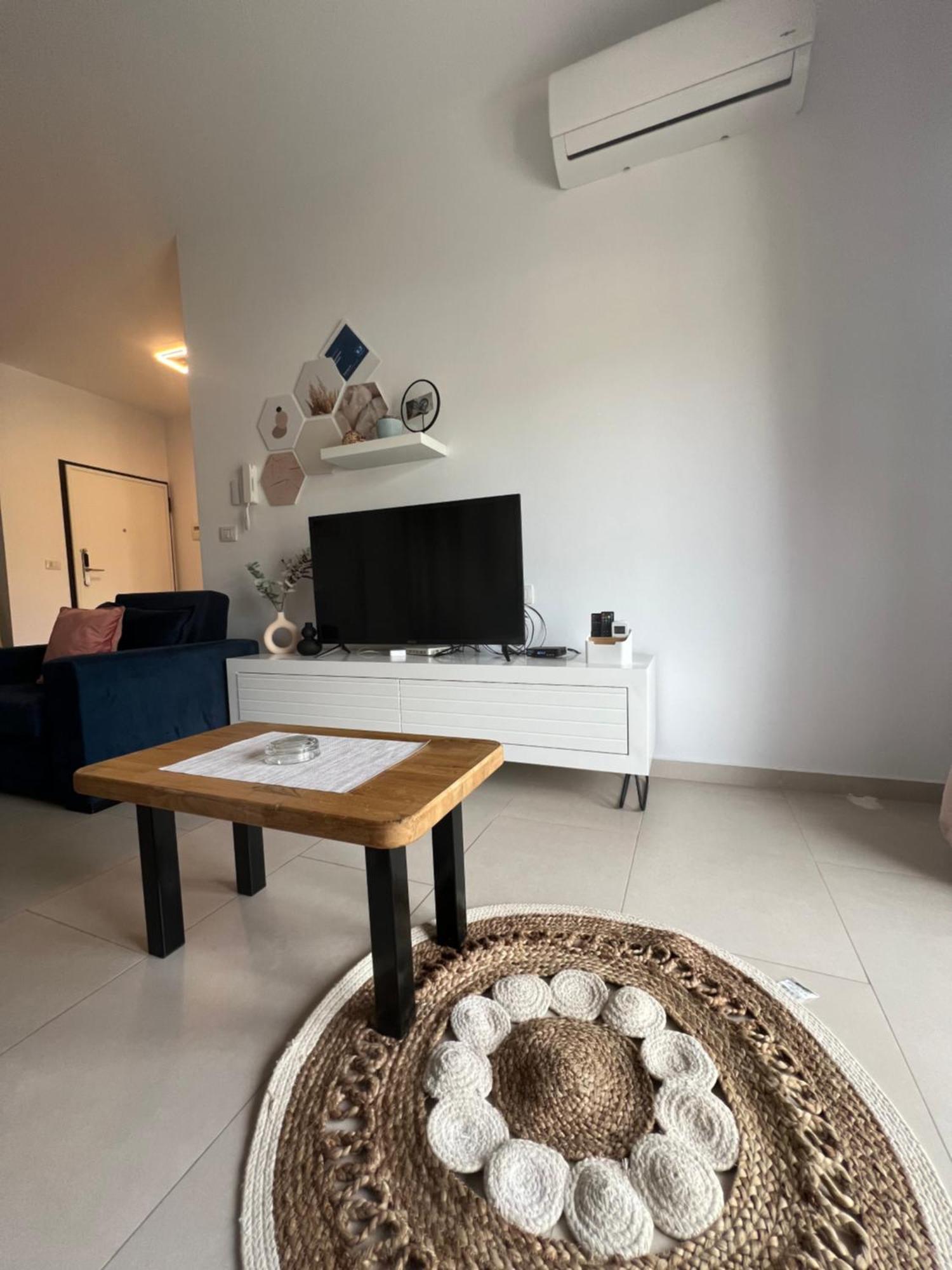 Apartment Artemis Himare Luaran gambar