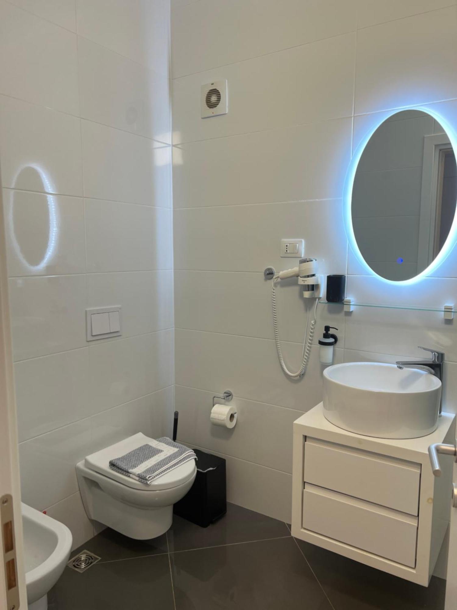 Apartment Artemis Himare Luaran gambar